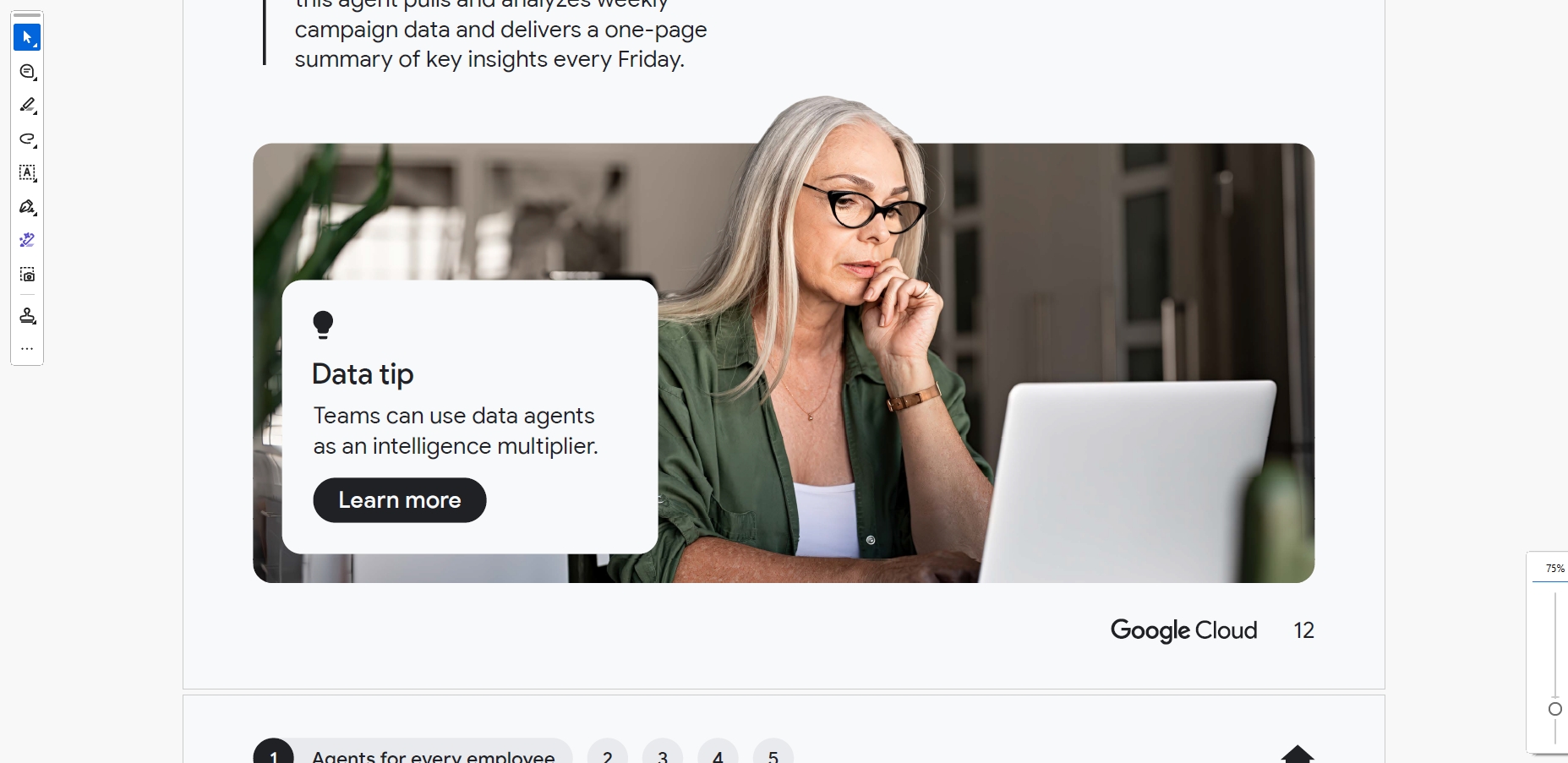 AIエージェントがデータ分析とインサイト提供を行う様子